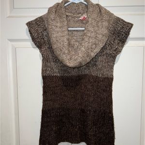 Derek Heart Ombré cowl turtle neck short sleeve sweater size Small